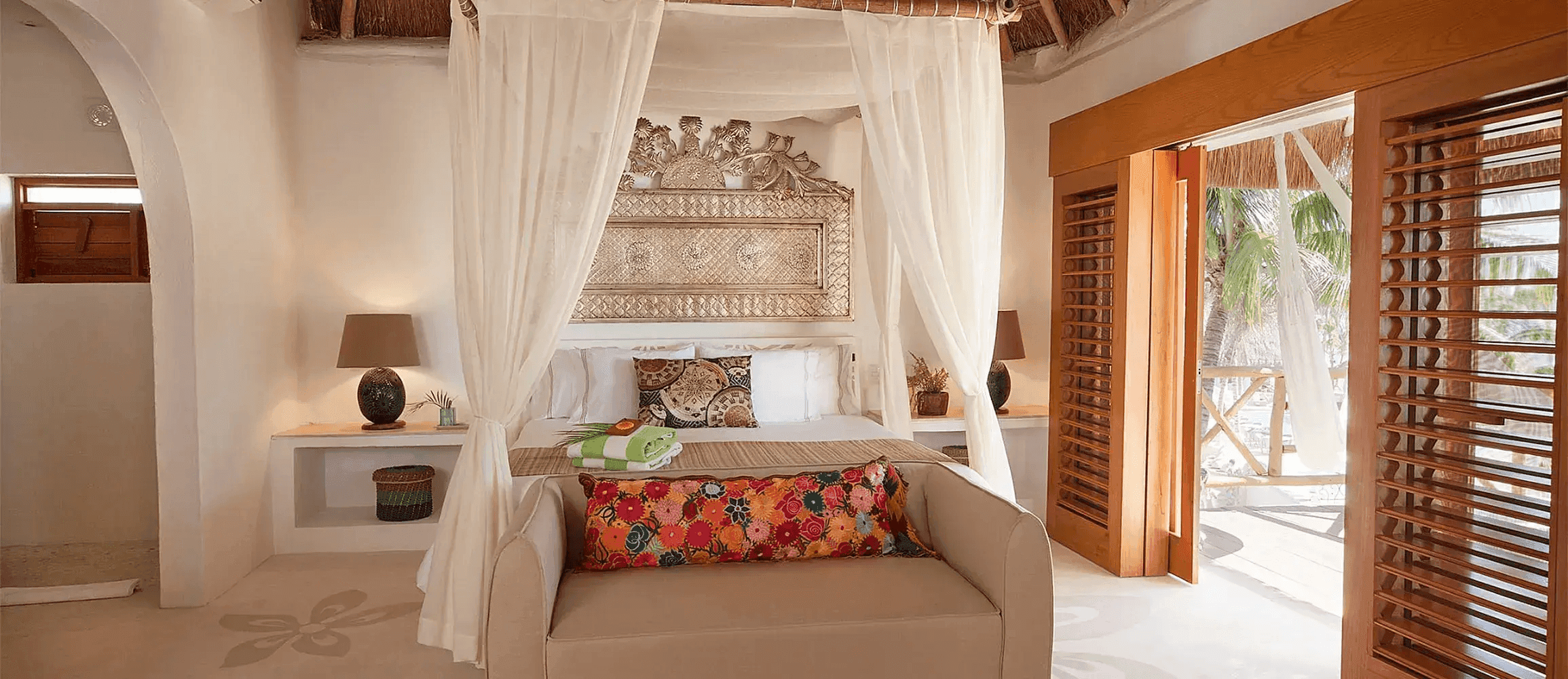 Un hotel en Playa del Carmen donde la mitología maya guía tu descanso