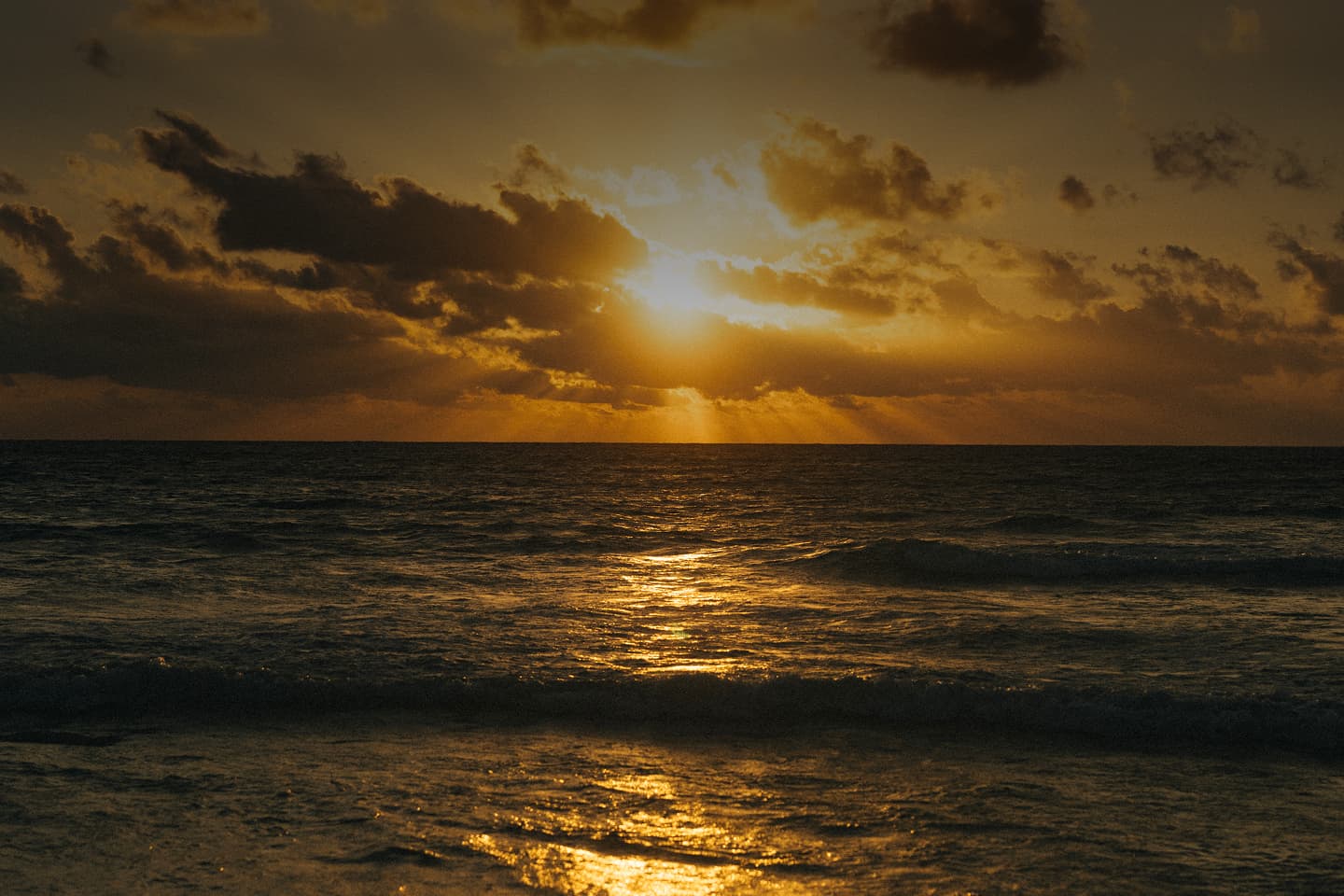 Galería de Mahekal Beach Resort