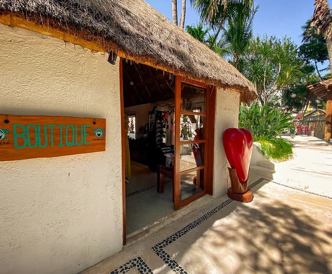 Huéspedes de Mahekal Beach Resort